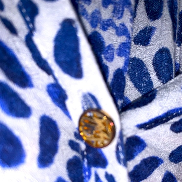 Lilly Pulitzer Elsa Button Down Flowy Blouse Sz XXS Blue White Fish Print 88189 - Picture 3 of 6